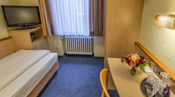 Single Room Comfort Wuerzburg